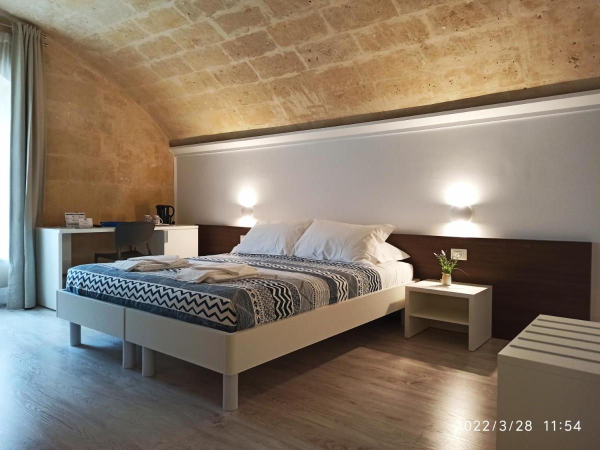 Large Double or Twin Room,1229129275:JPEG