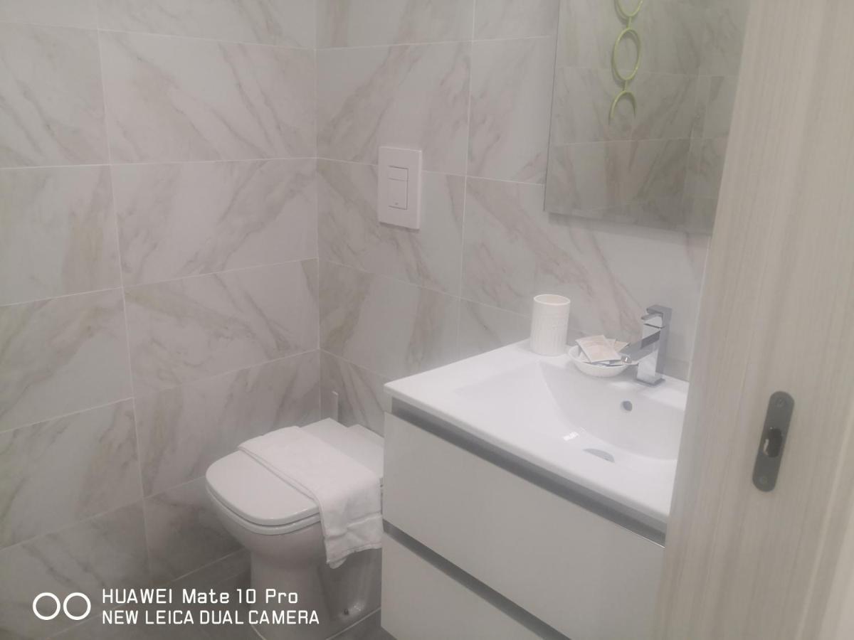 Twin Room Private Bathroom,1196360029:JPEG