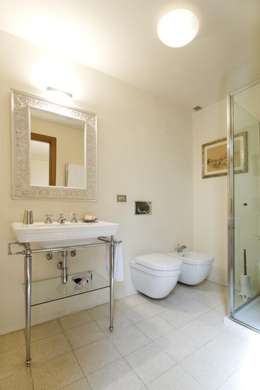 Classic Double Room Balcony,65808994: