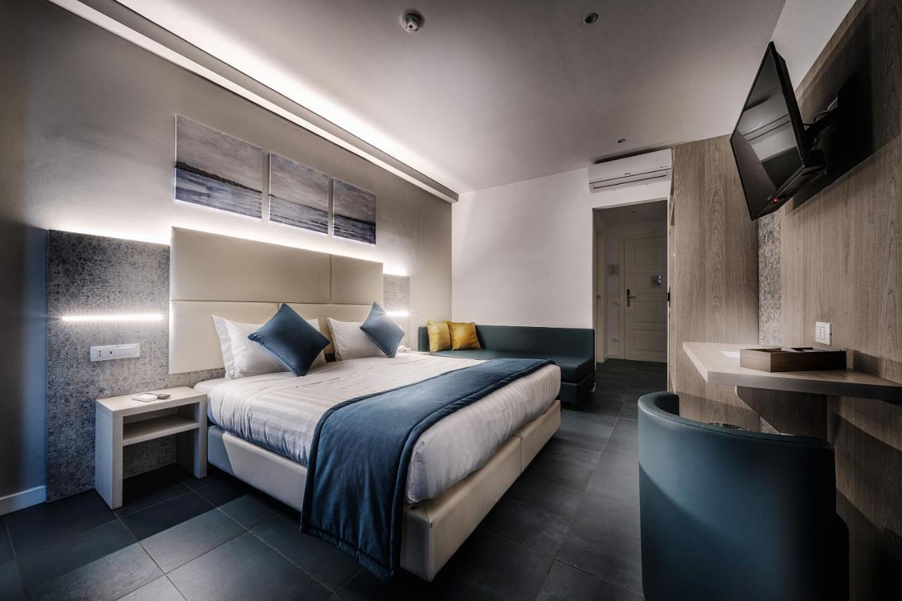 Classic Triple Room,1229375983:JPEG
