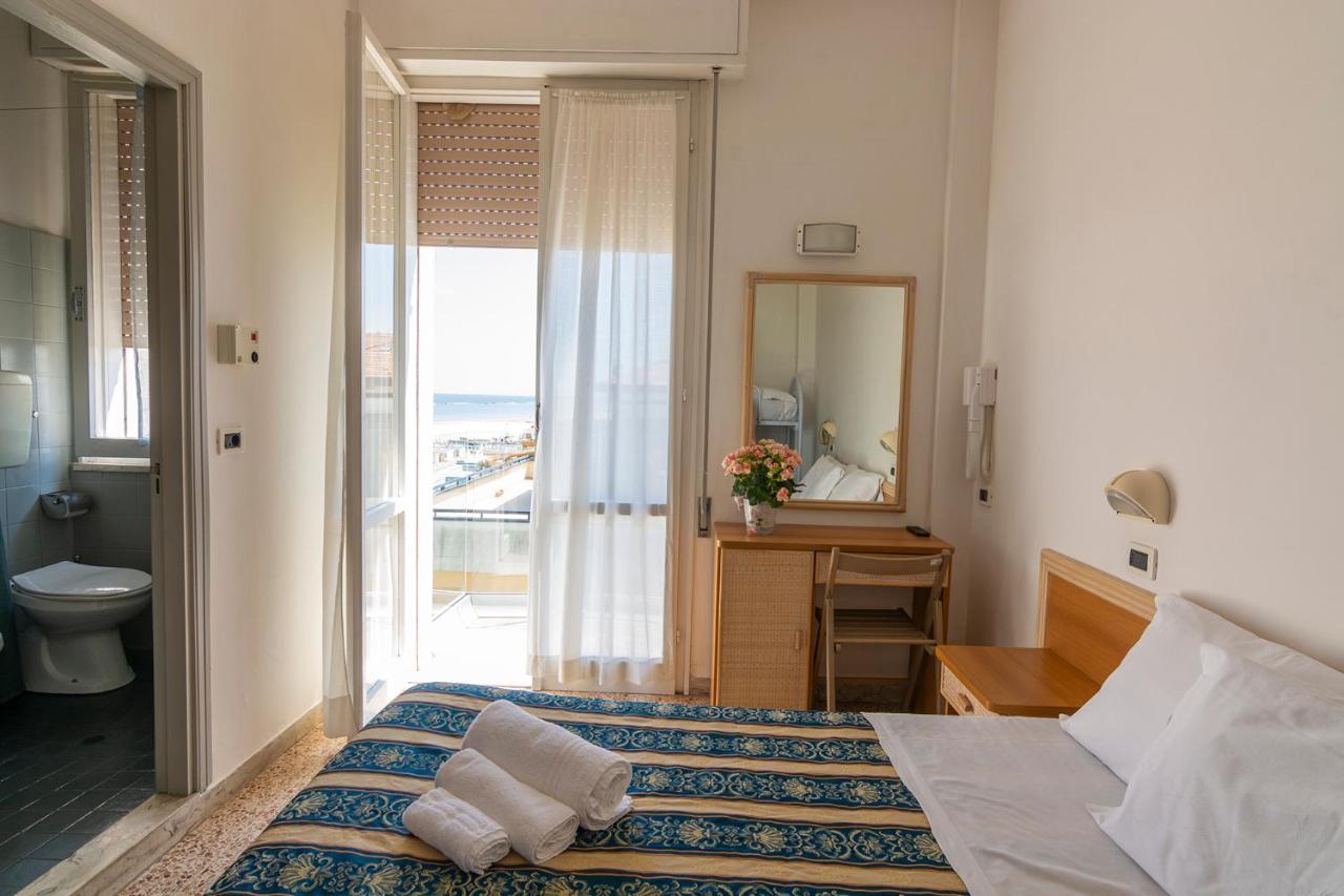 Quadruple Room Balcony,1231963727:JPEG