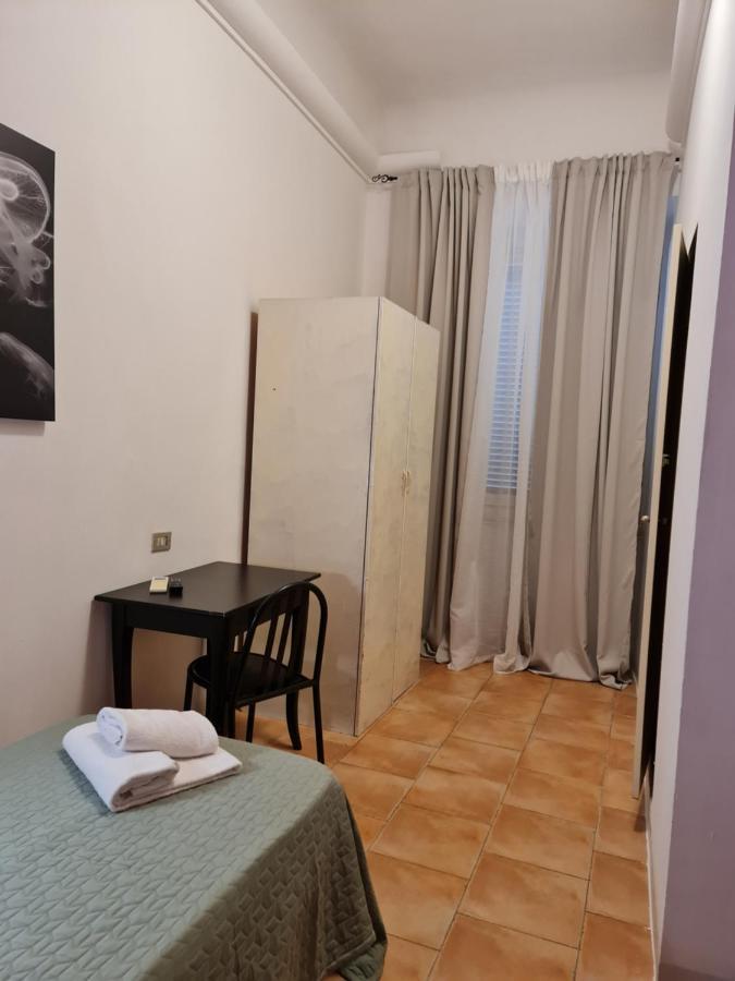 Single Room Private Bathroom,1233844616:JPEG