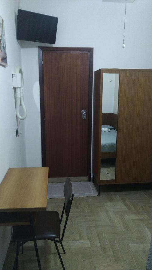 Single Room,1237232827:JPEG