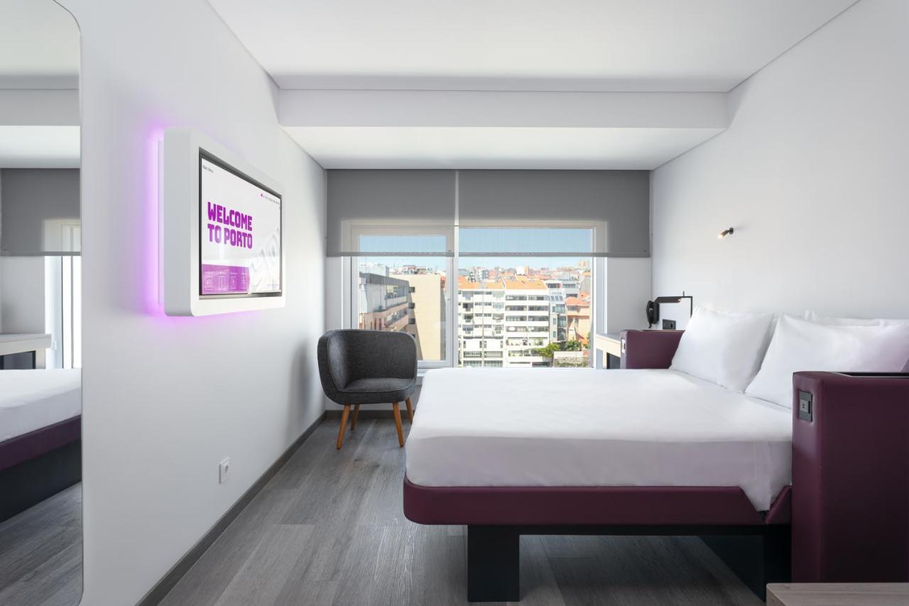 Premium Queen High Floor,1421503311:JPEG