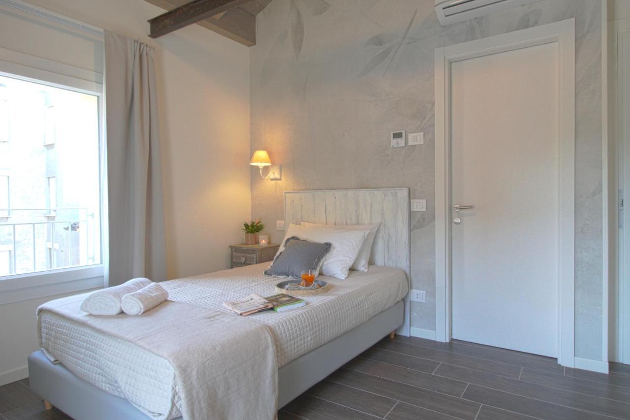 Single Room,1239979636:JPEG