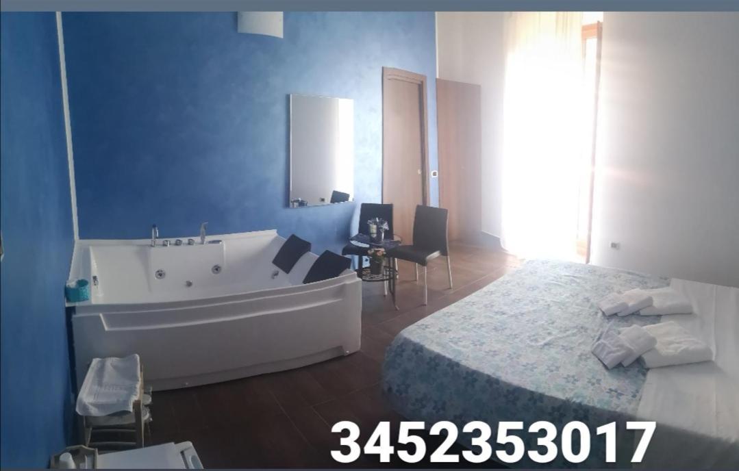 King Suite Spa Bath,1652779524:JPEG