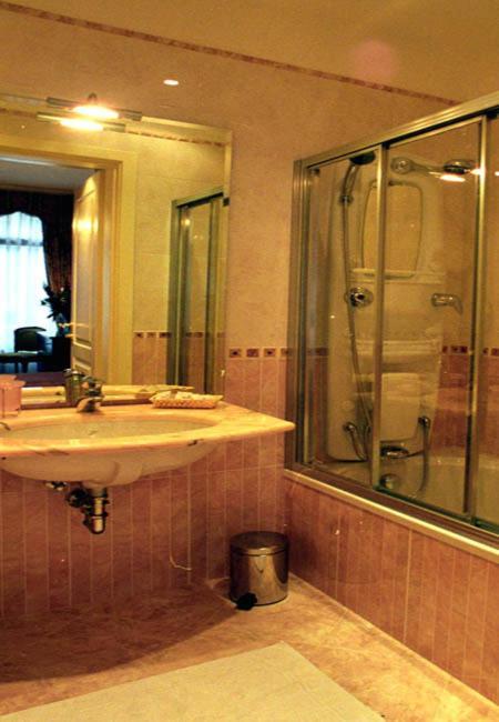 Junior Suite with Canal View (4 Adults),12434333:JPEG