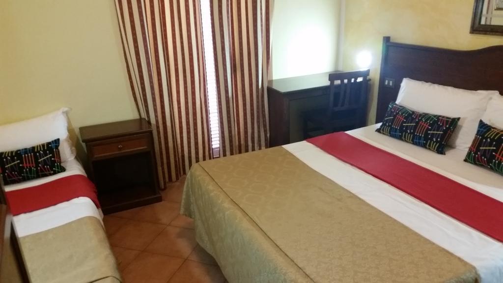 Triple Room,10497795:JPEG