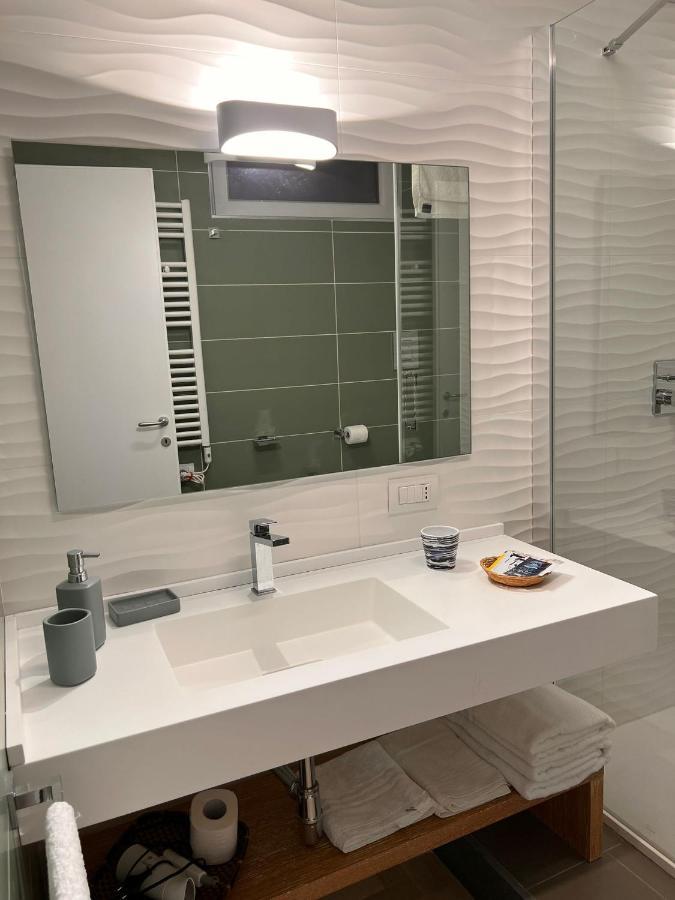 Double Room,1252484986:JPEG
