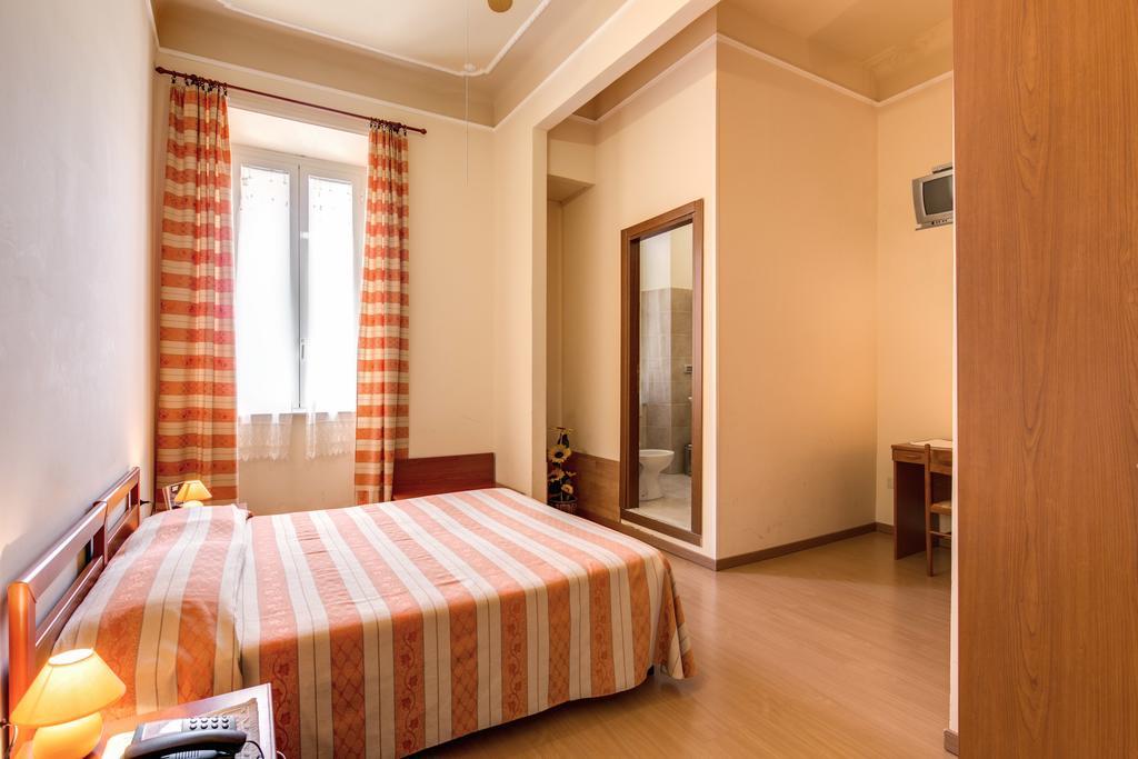 Triple Room,1588092184:JPEG