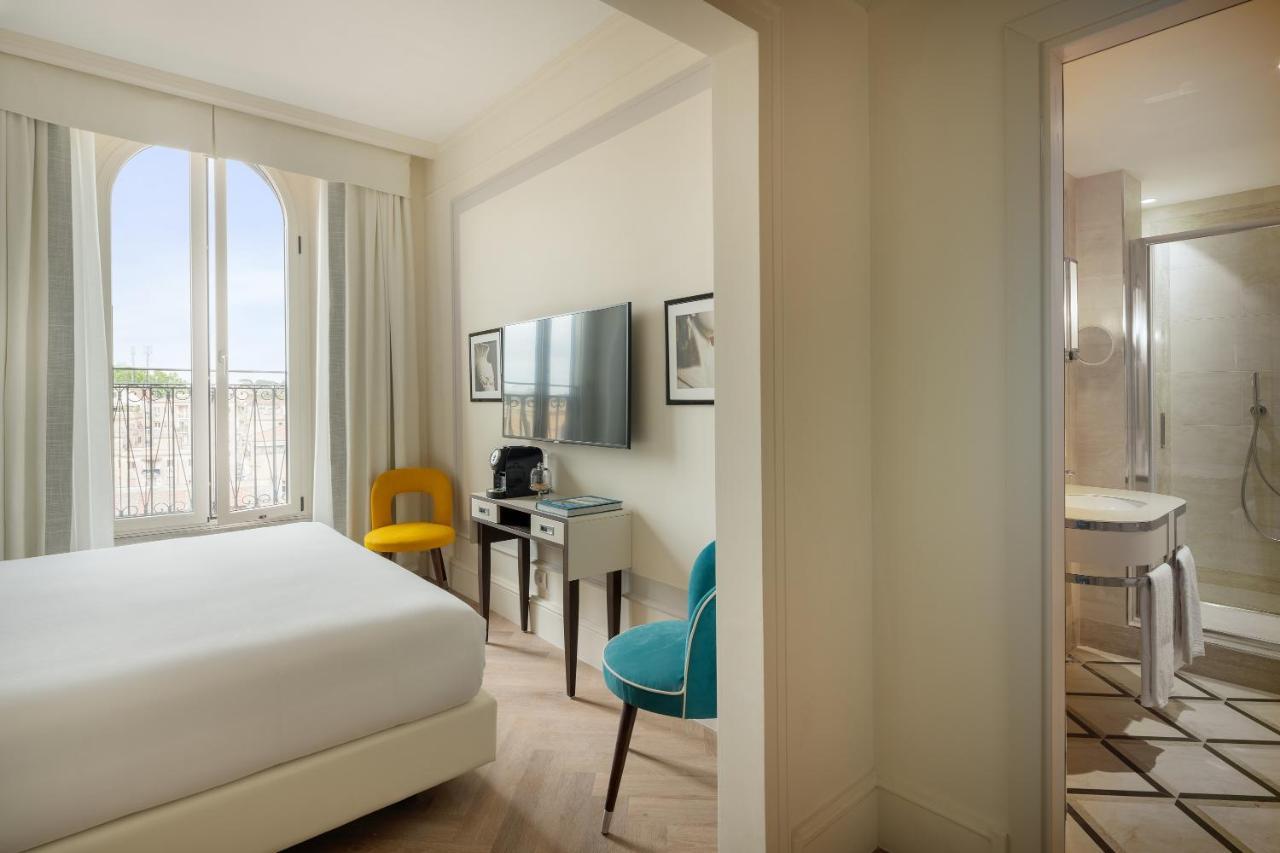 Deluxe Double Room,1708285131:JPEG