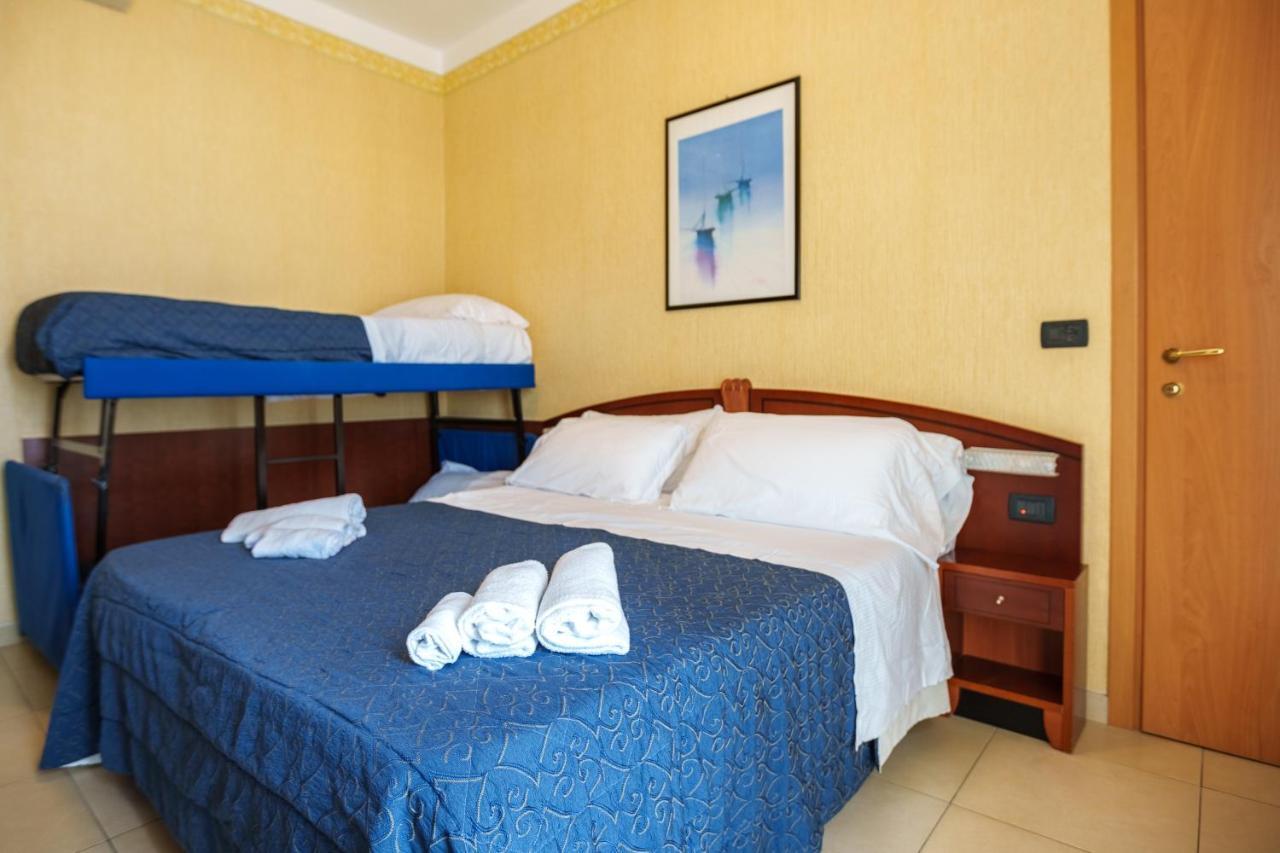 Quadruple Room Sea View