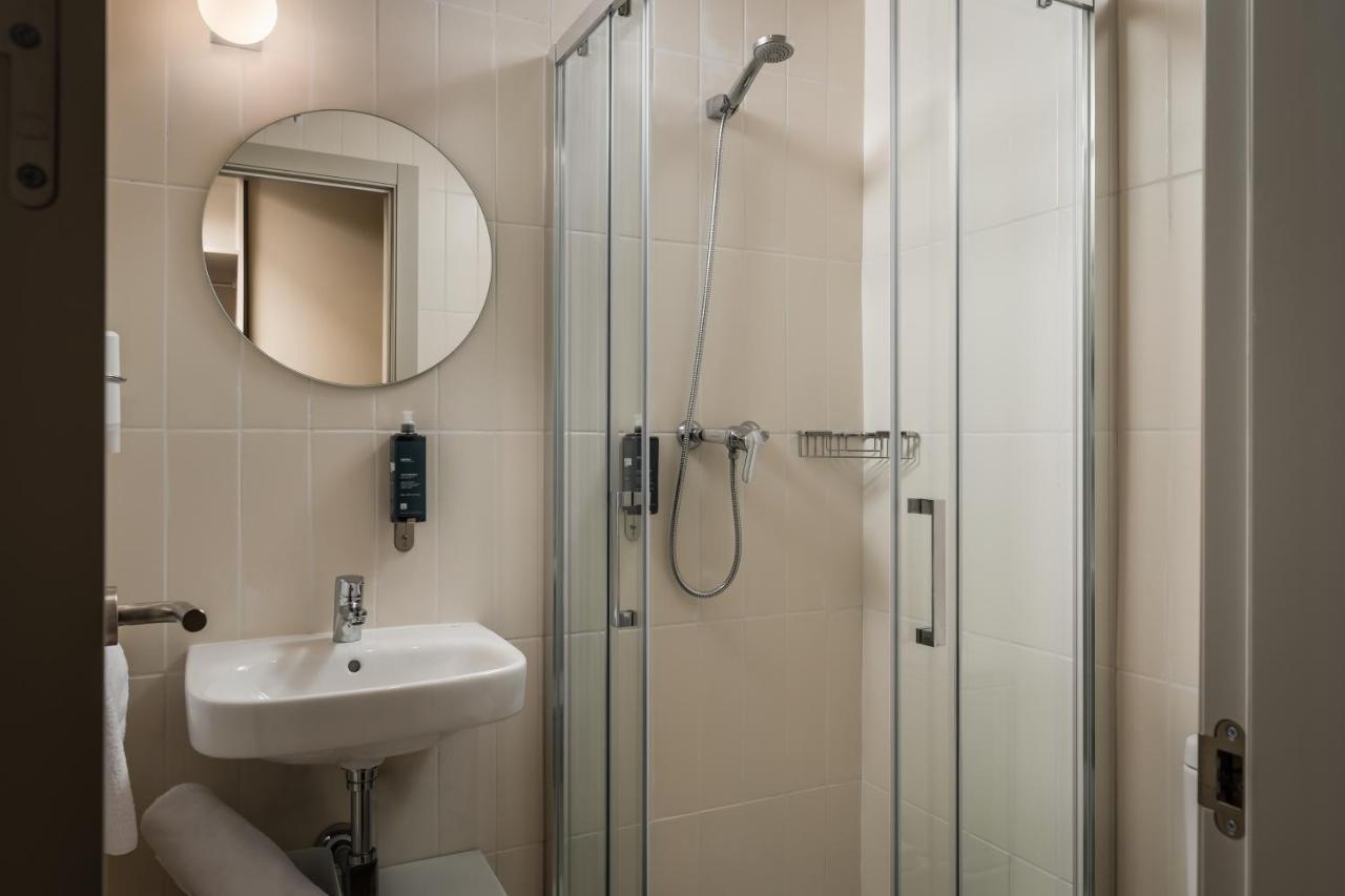 Superior Single Room,1246829500:JPEG