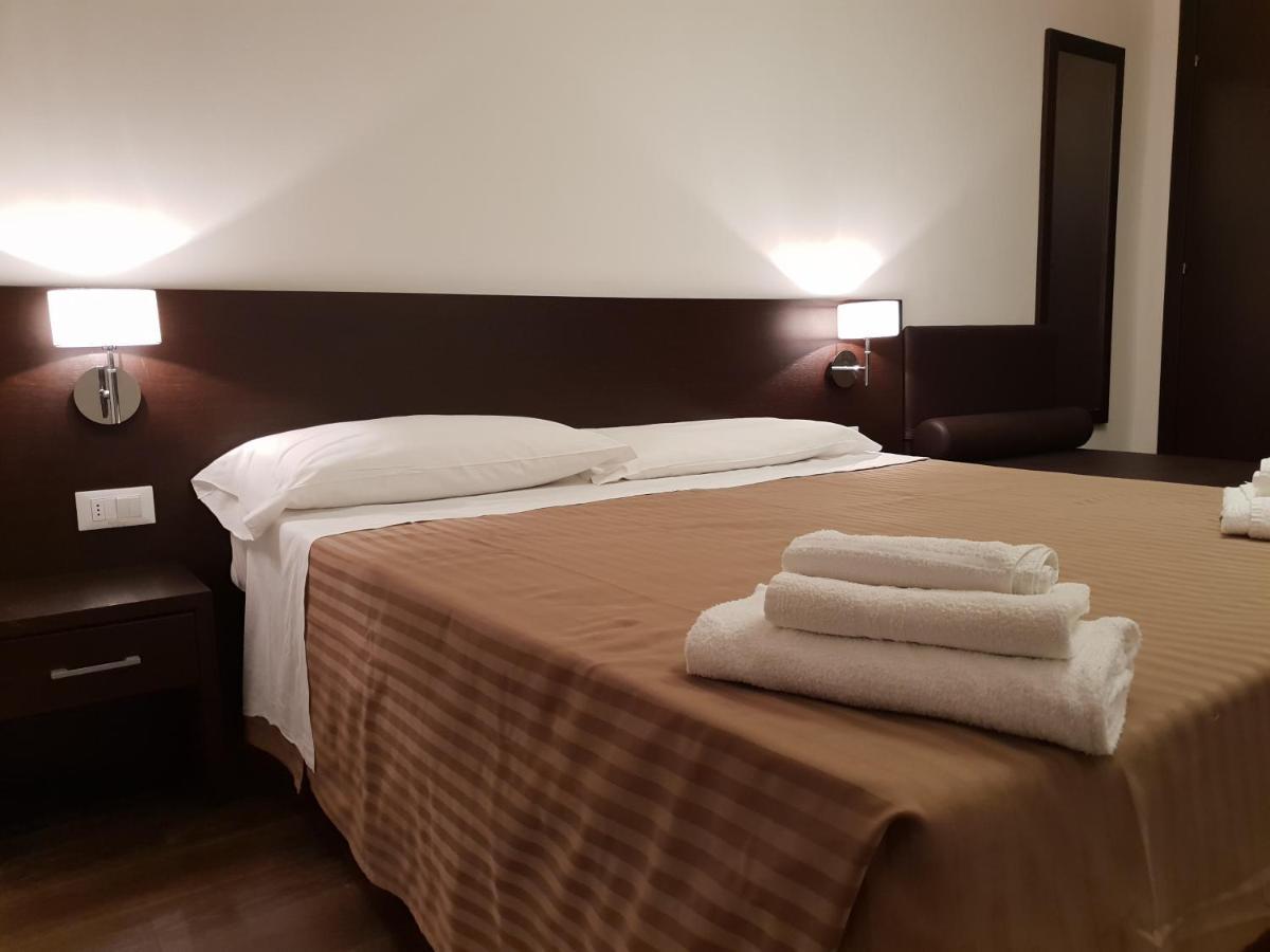 Double Room,1249519663:JPEG
