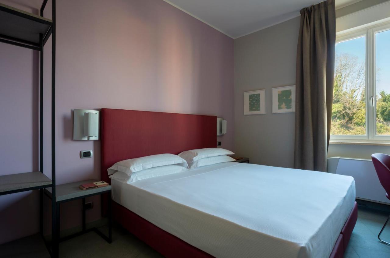 Double or Twin Room Sea View,1249683097:JPEG