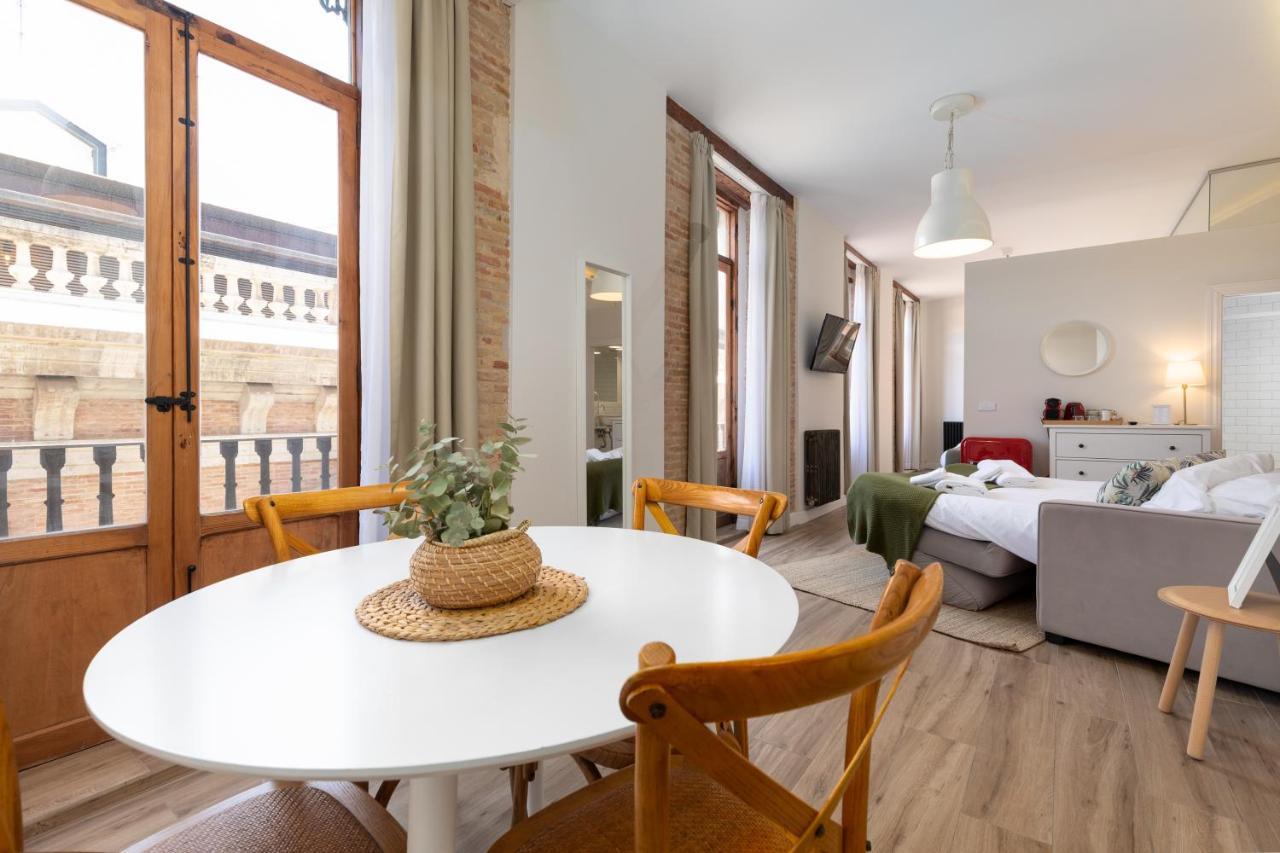 Suite Balcony,1252222624:JPEG