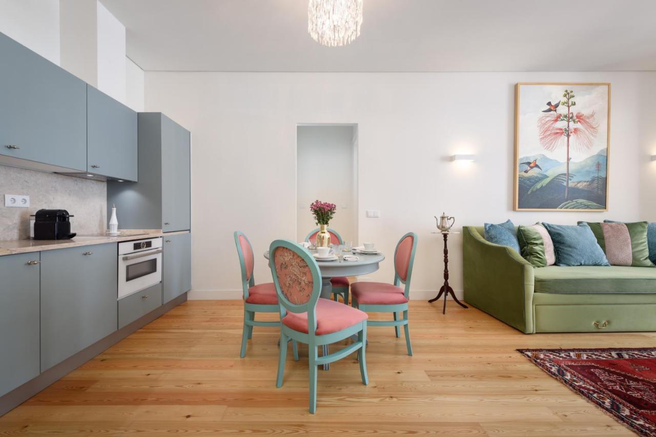 One-Bedroom Apartment,1357983827:JPEG