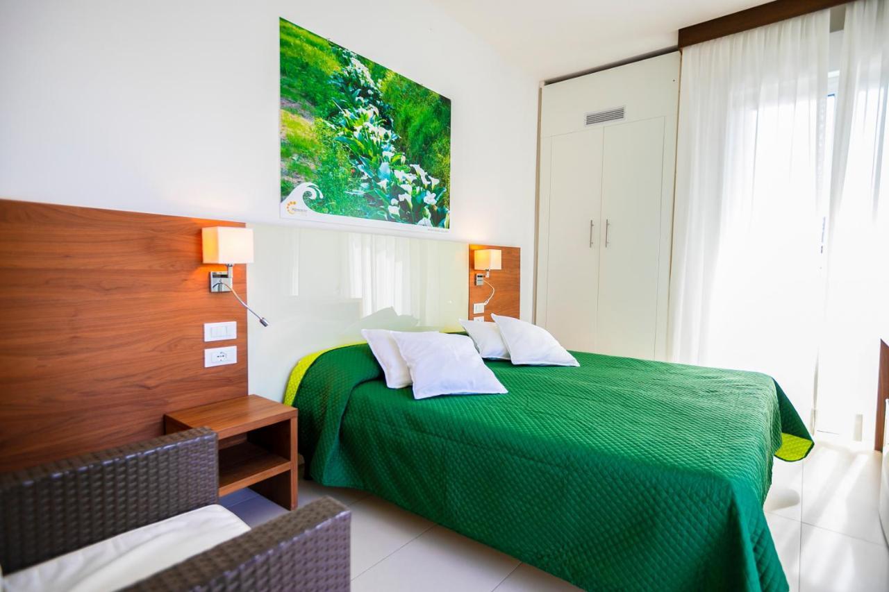 Double or Twin Room Balcony