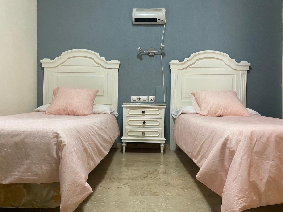 Double Room Fan Radiator,1253123491:JPEG