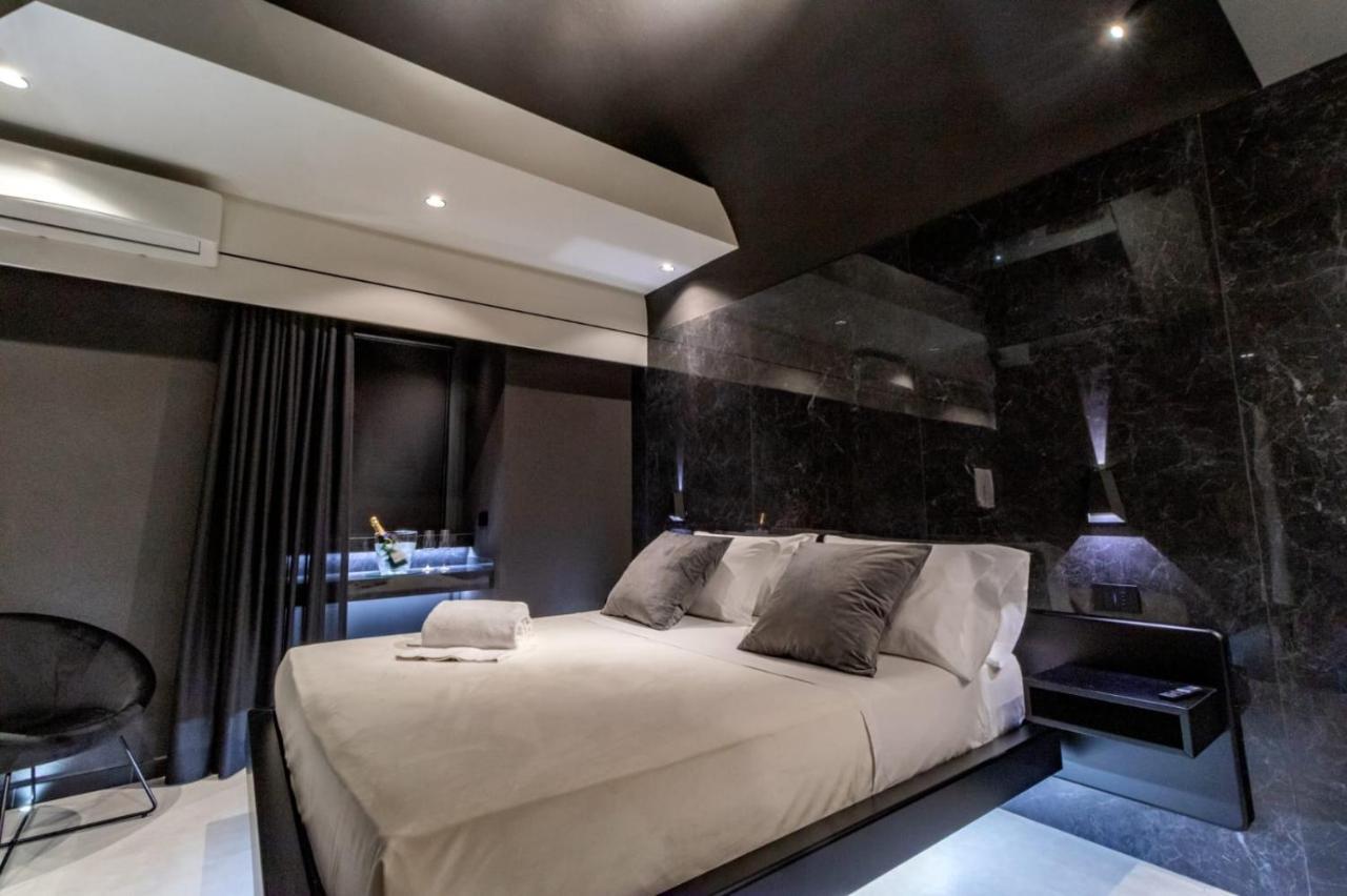 Deluxe Room without Jacuzzi,1256592187:JPEG