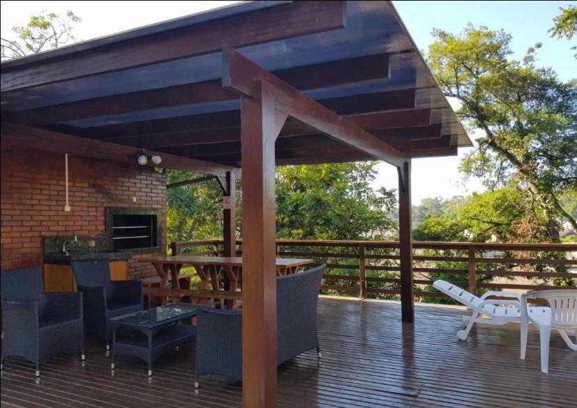 Apartamento com Varanda