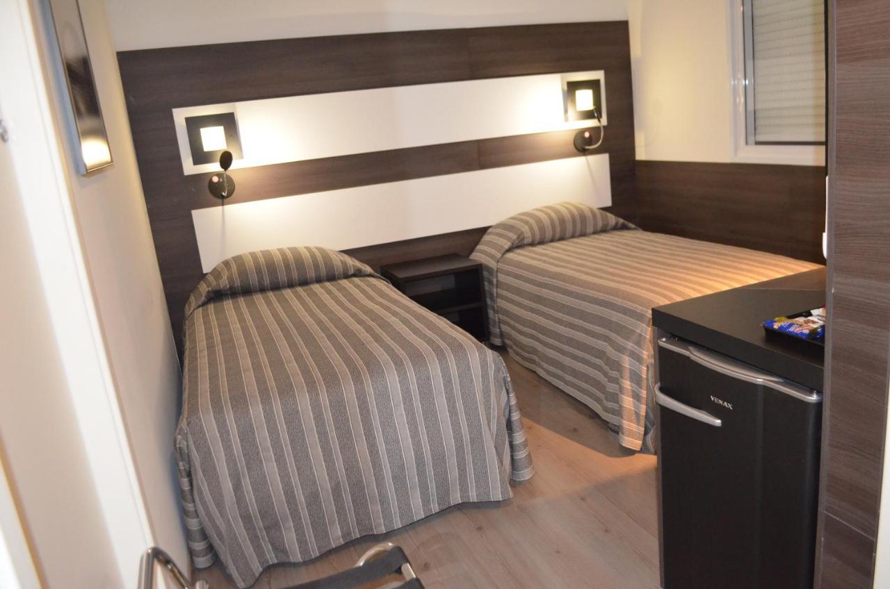 Executive Double or Twin Room,696808770:JPEG