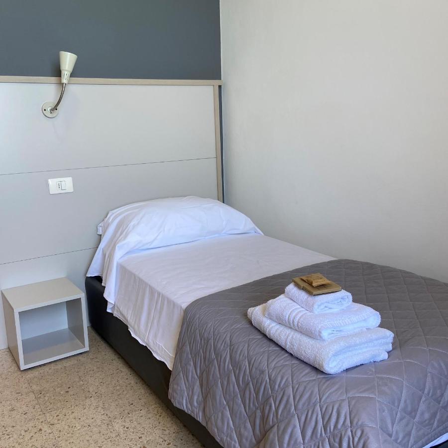 Standard Single Room Sea View