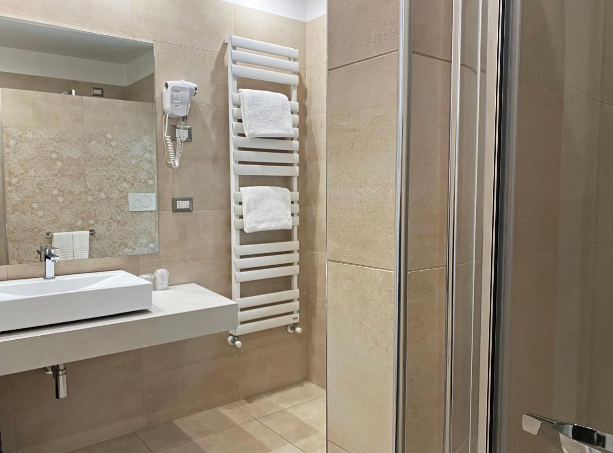 Superior Double Room,1259207350:JPEG