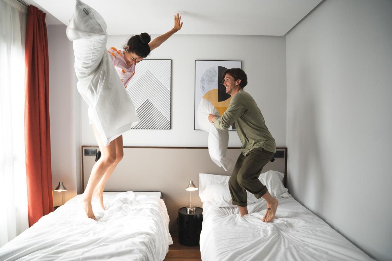 Double or Twin Room,1380400889:JPEG