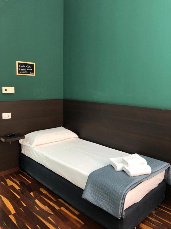 Single Room,1262730661:JPEG