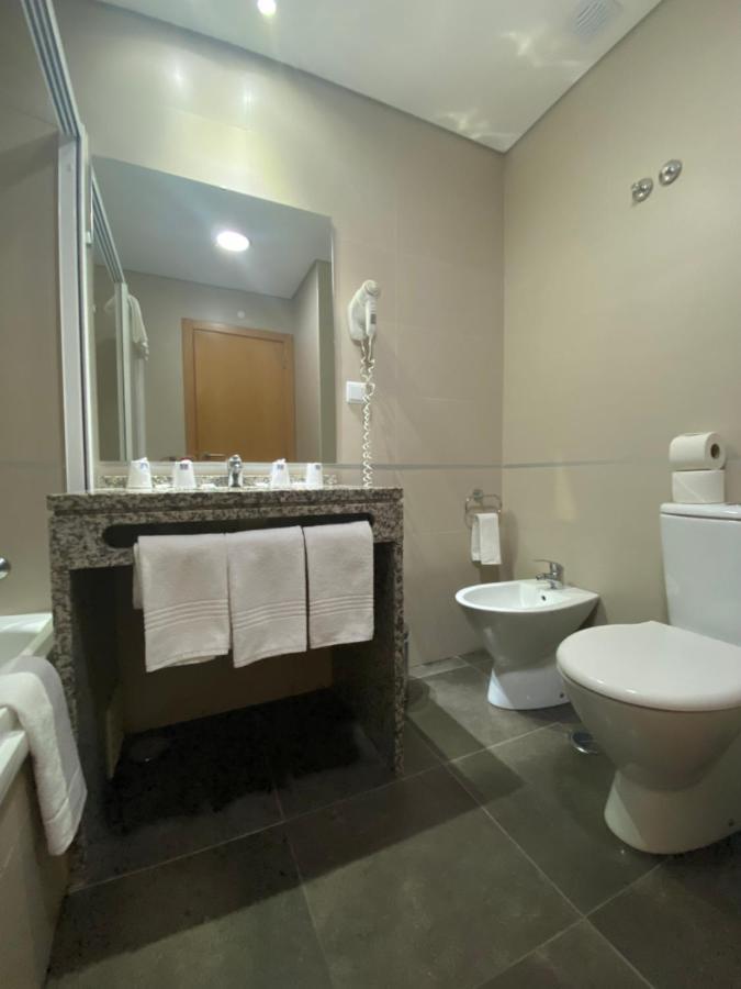 Family Room,1646886764:JPEG