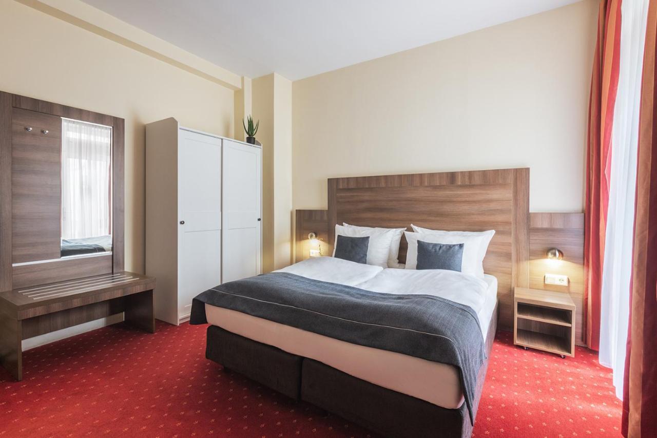 Double Room,1318310812:JPEG