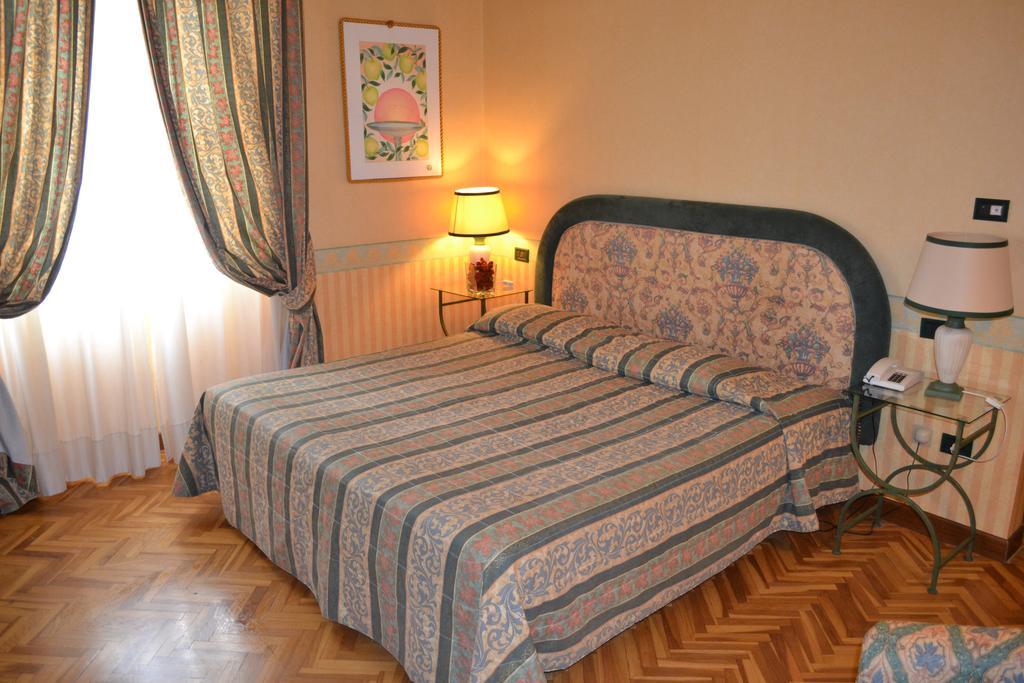 Double Room,126393747:JPEG
