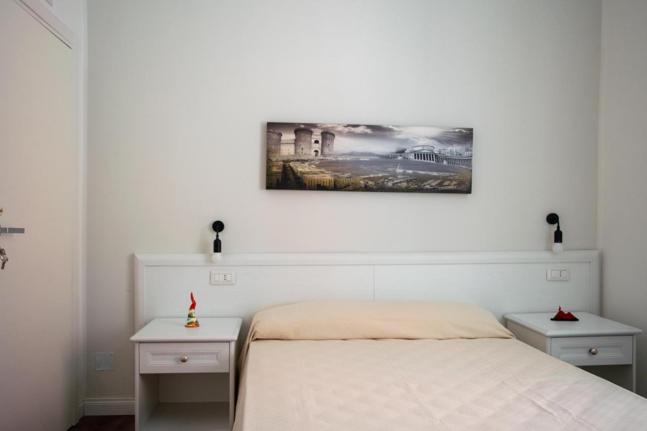 Double Room,1261858846:JPEG
