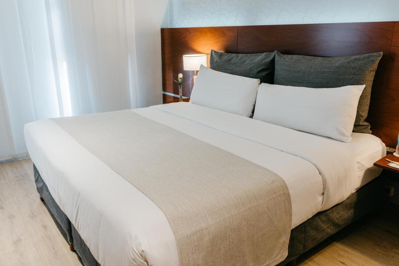 Double Room,1307771914:JPEG