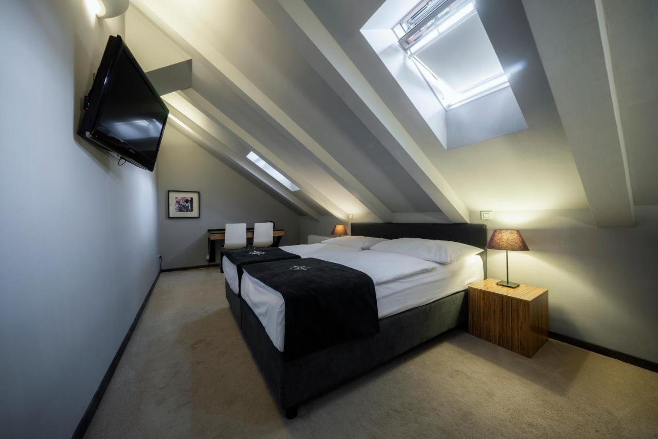 Double Room Attic,1264253662:JPEG