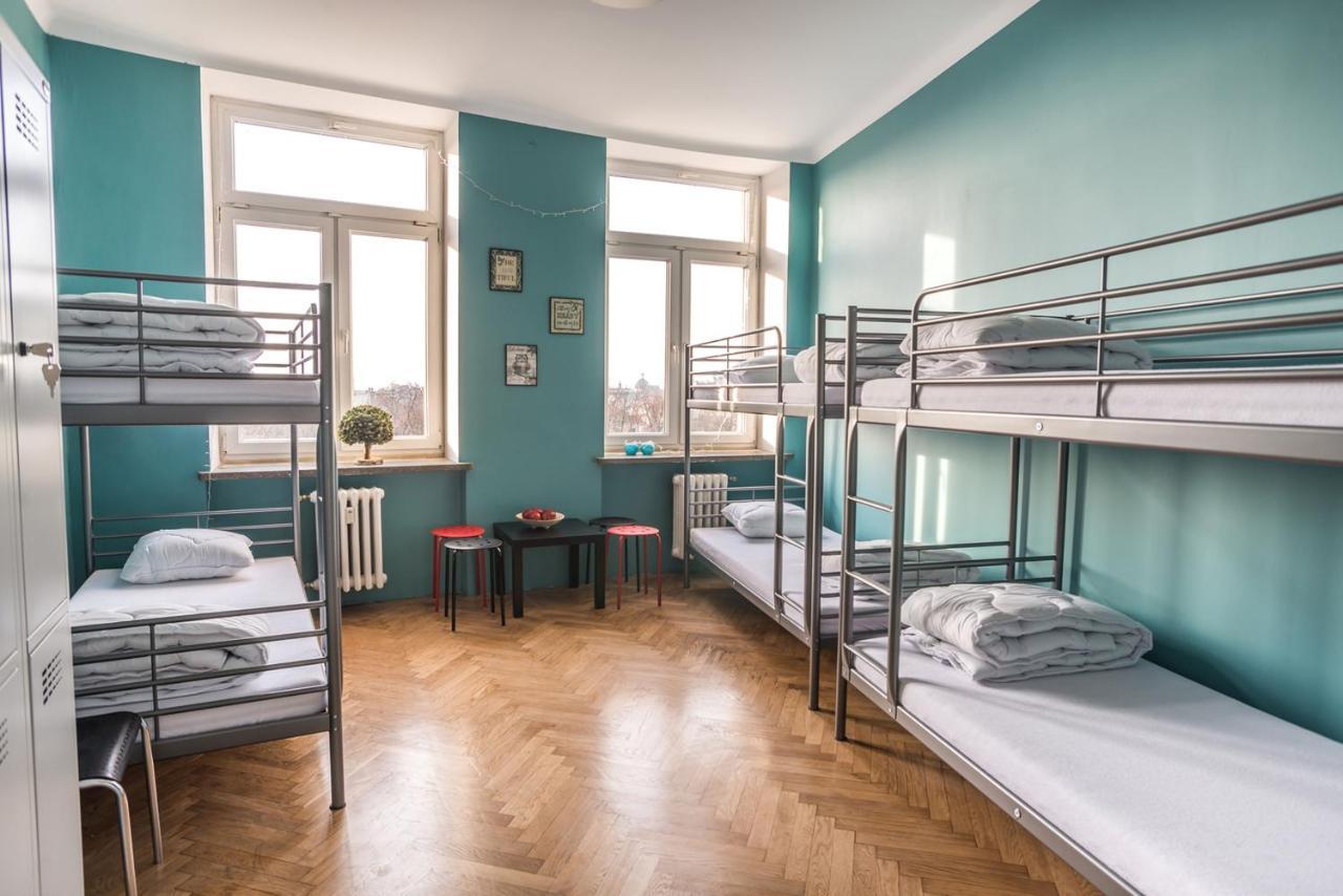 Bunk Bed 6-Bed Dormitory Room 3,343533205:JPEG