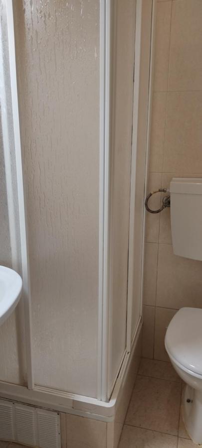 Triple Room Private Bathroom,1604202356:JPEG