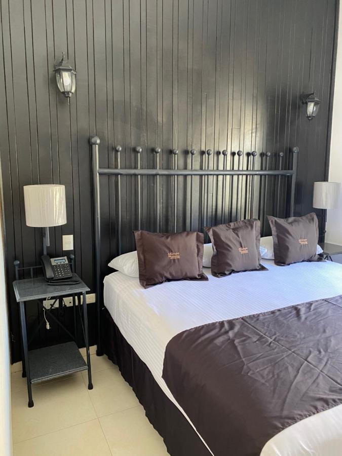 King Room Balcony,1267766665:JPEG