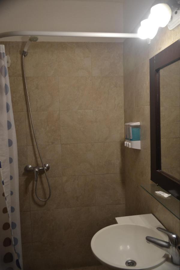 Triple Room,1267943818:JPEG
