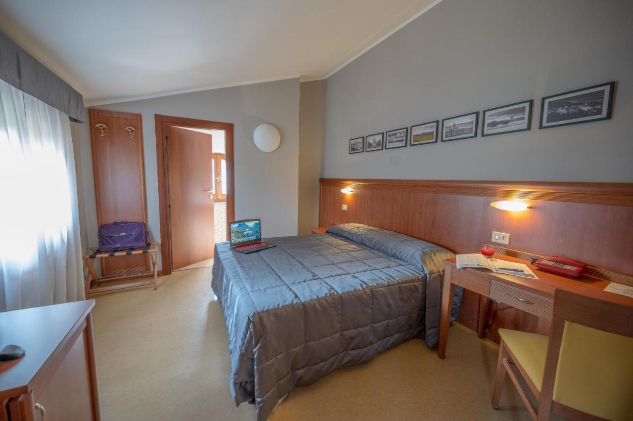 Standard Triple Room,1672567101:JPEG