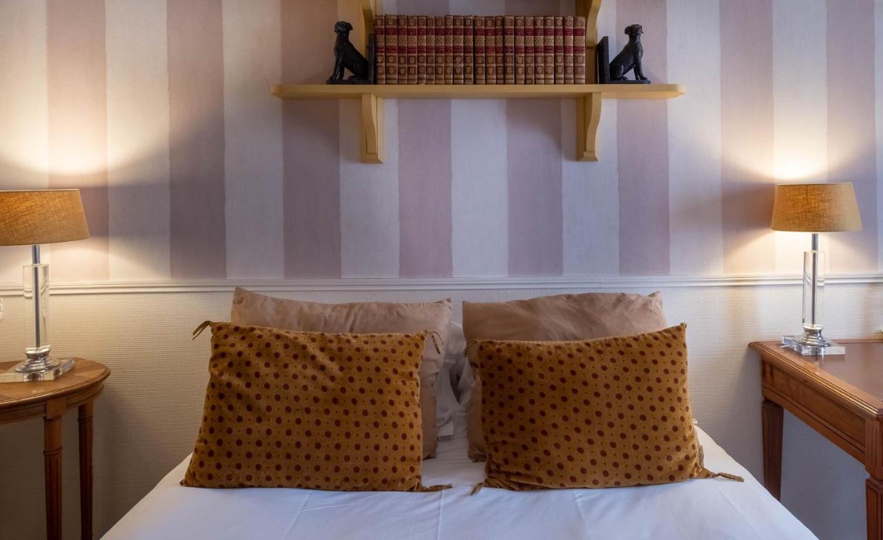 Standard Double Room,1269123286:JPEG
