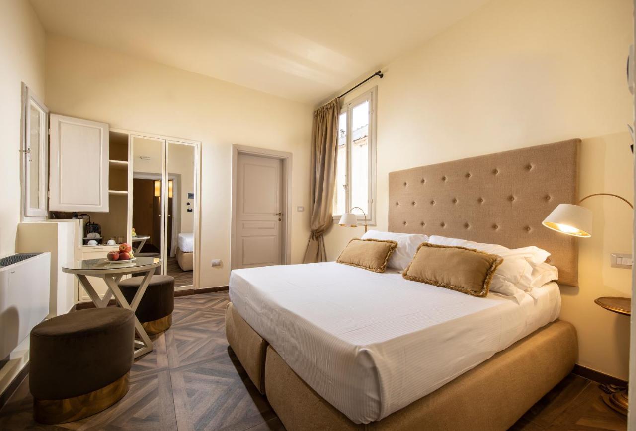 Small Double or Twin Room,1269589051:JPEG