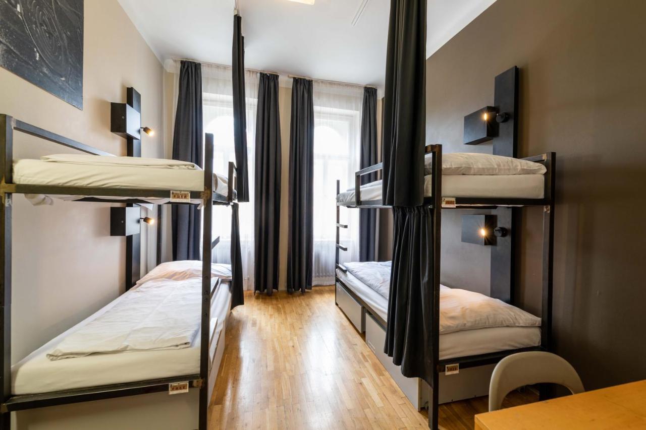 Quadruple Room,1209832228:JPEG