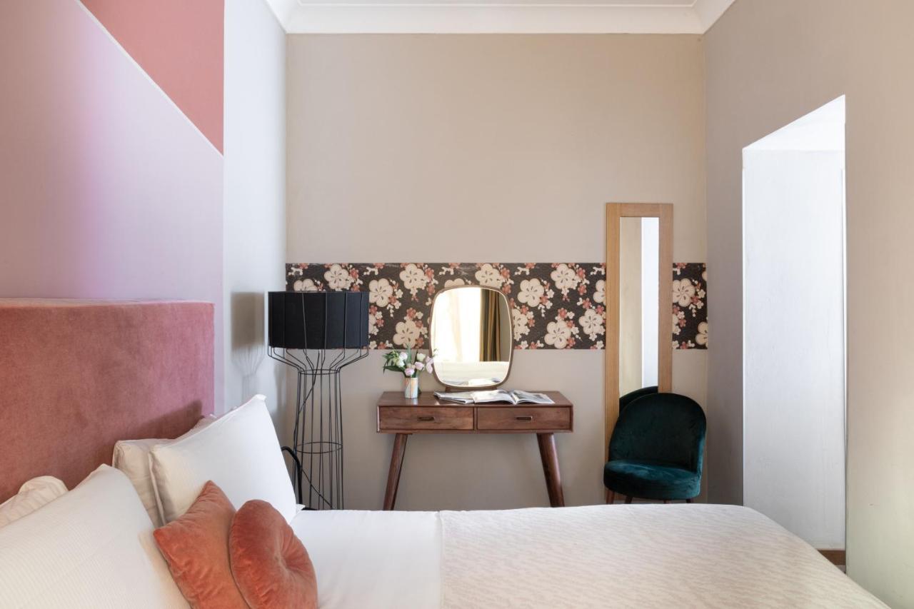 Small Double Room,1270732378:JPEG