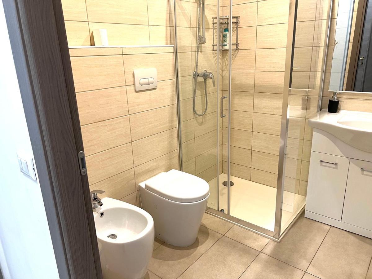 Large Double Room,1660388081:JPEG