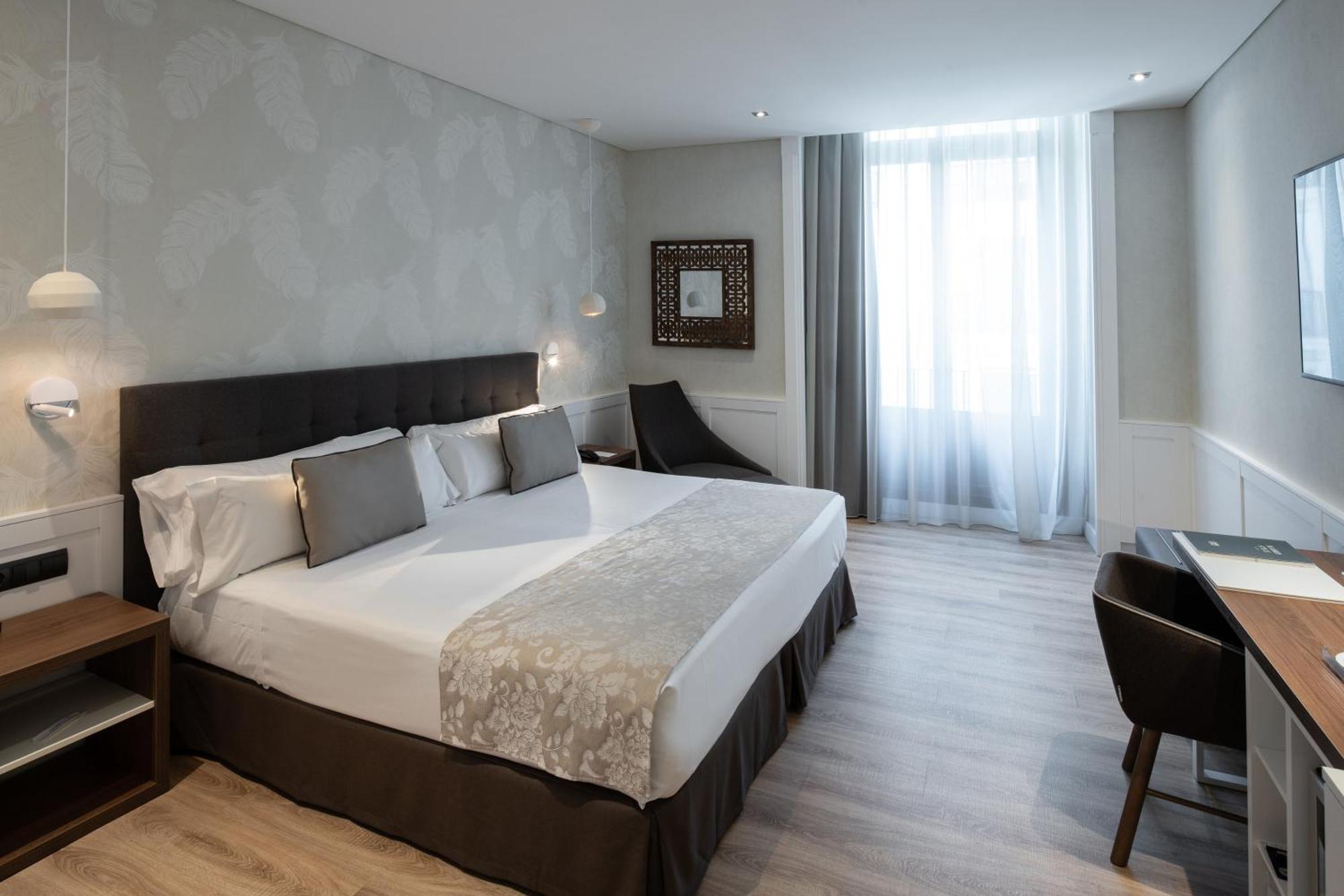 Junior Suite,1498479736:JPEG