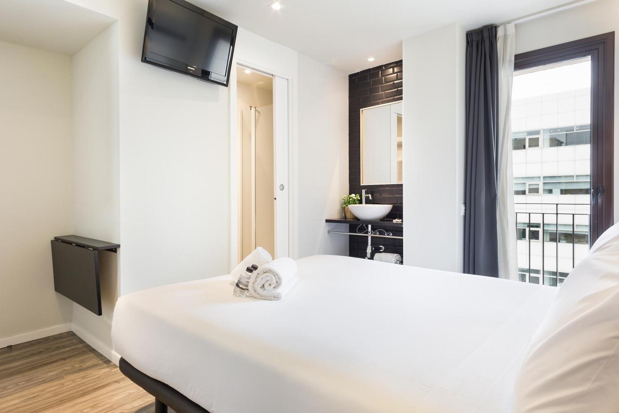 Double Room,1273062070:JPEG