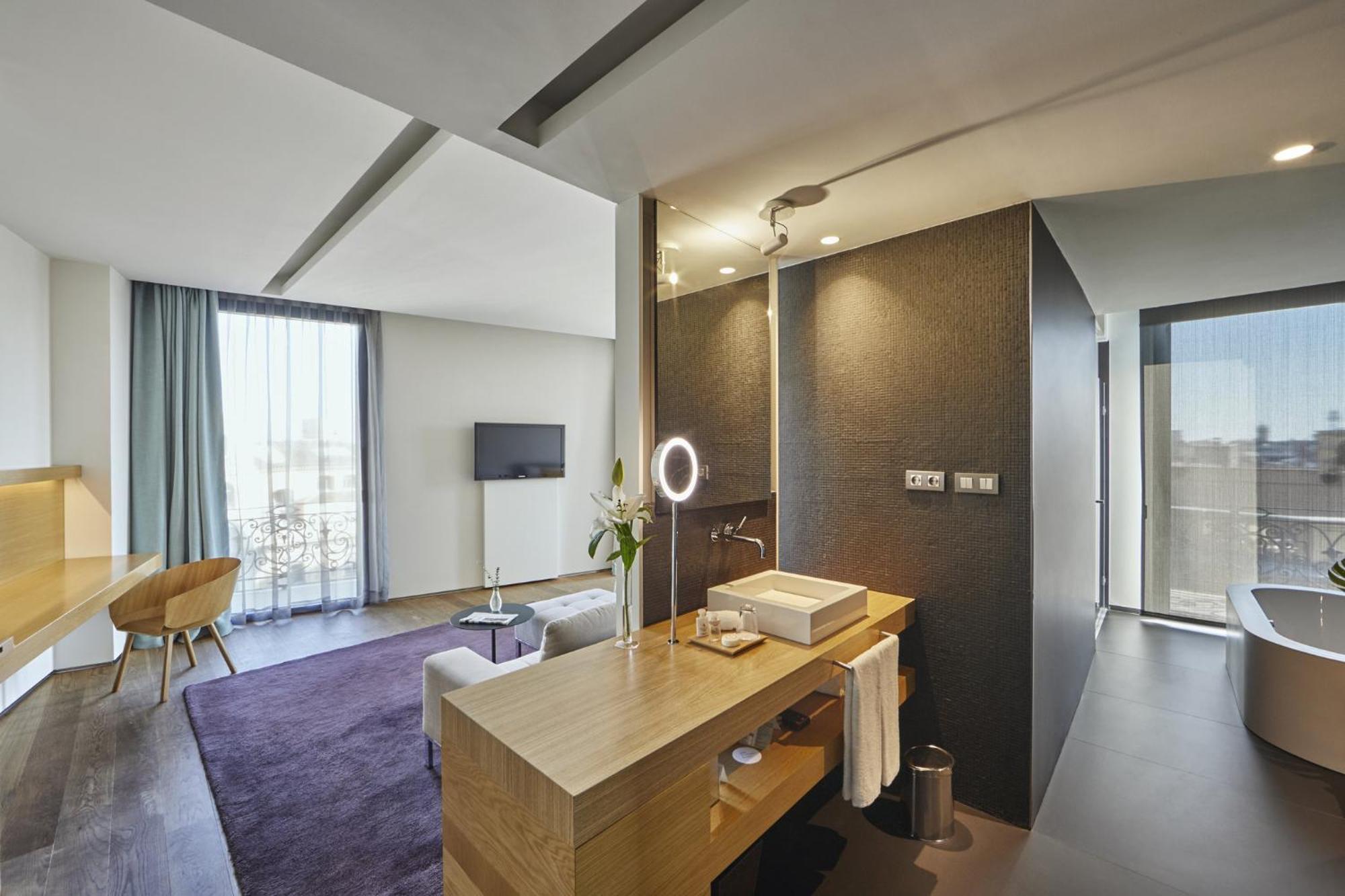 Deluxe Junior Suite