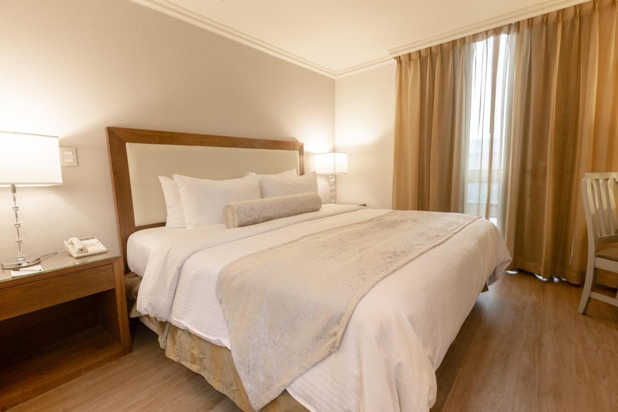 Standard King Room,1706068547:JPEG